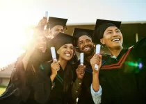 Top 30 Scholarships that Pay Full Tuition